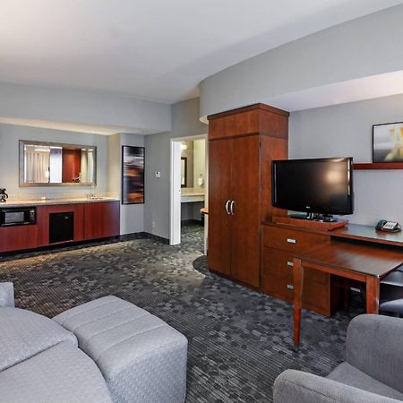 Courtyard By Marriott Tulsa Woodland Hills Hotel Kültér fotó
