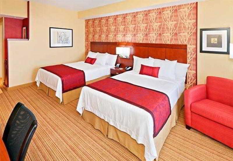 Courtyard By Marriott Tulsa Woodland Hills Hotel Kültér fotó