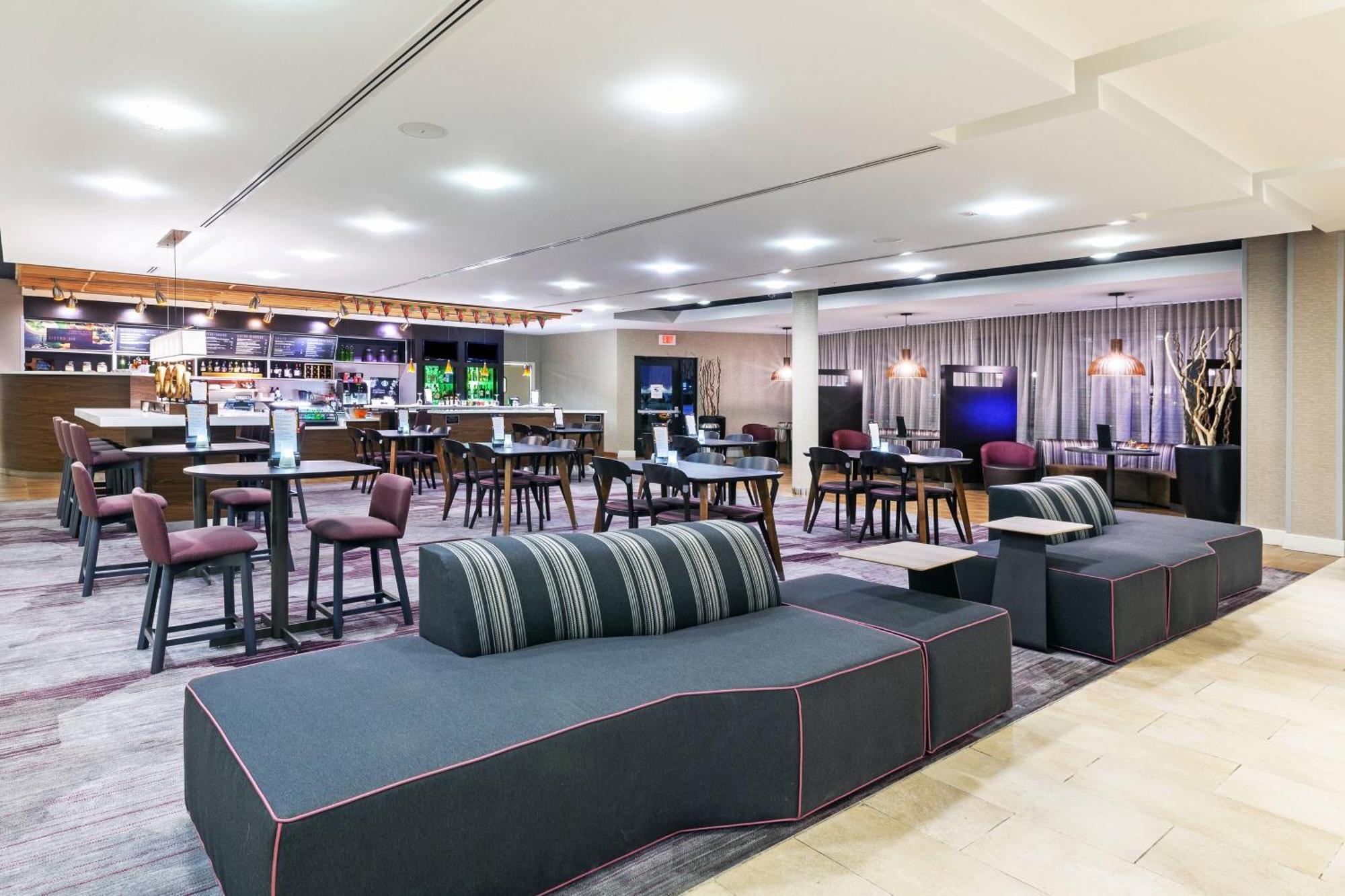 Courtyard By Marriott Tulsa Woodland Hills Hotel Kültér fotó