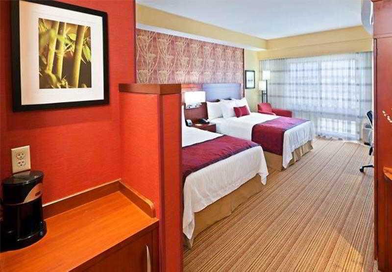 Courtyard By Marriott Tulsa Woodland Hills Hotel Kültér fotó