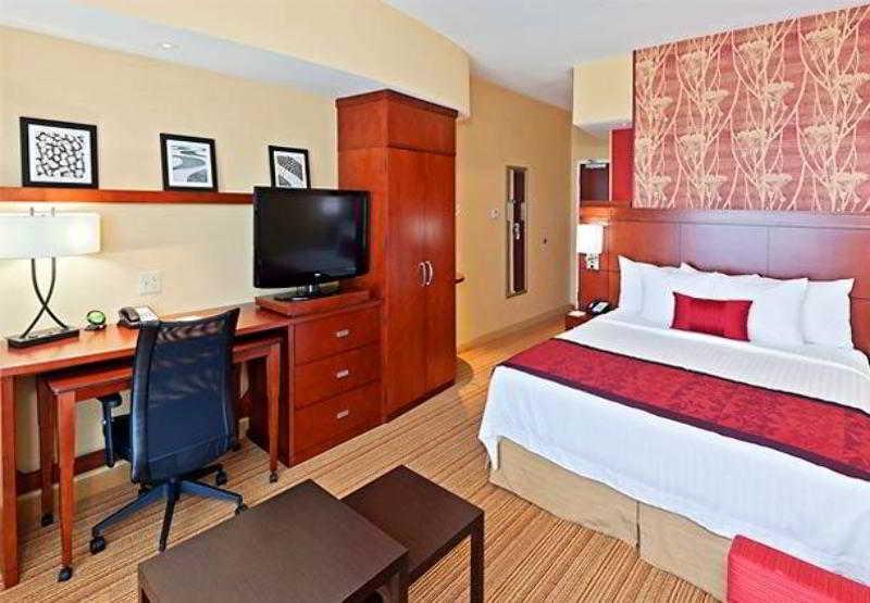 Courtyard By Marriott Tulsa Woodland Hills Hotel Szoba fotó